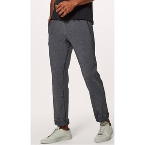 Lululemon Men's Sweat Pants Loungewear Gray with Black Drawstring Size Medium